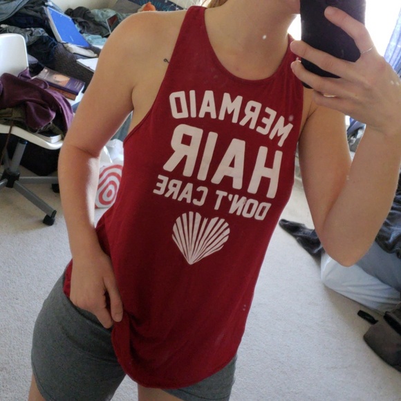 Francesca's Tank - Picture 3 of 4